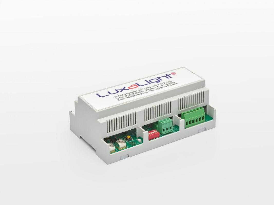 Voltage Driver LuxaLight 5 channel 20 Amp with DMX512 control