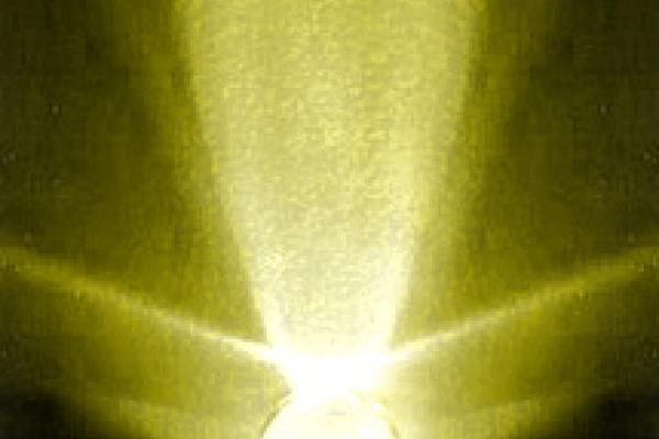 Yellow (585 nm)