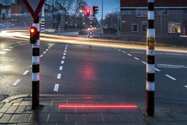 LuxaLight LED Fixture placed at intersection